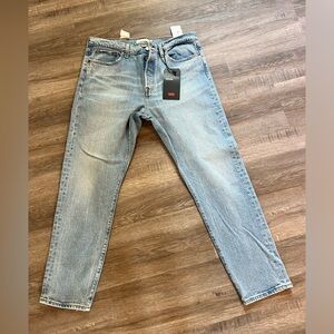 NWT Levi’s Wedgie Jeans